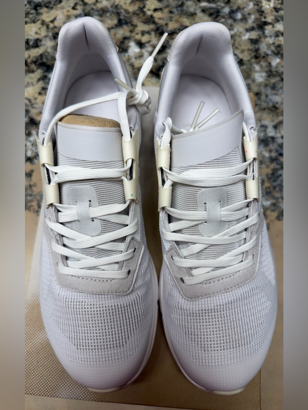 On women’s 8.5 cloud drift shoes- new in box